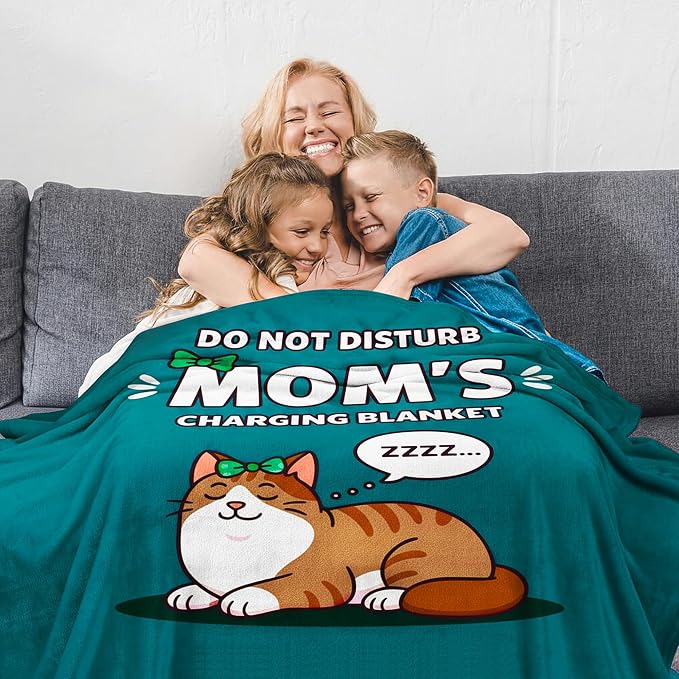 Mom Blanket in Gift Ready Packaging | Cozy Dyed Fleece Throw Blanket | 50"x60" for Couch or Bed - Unique Mom Gift for International Women's Day | Special Present from Daughter or Son