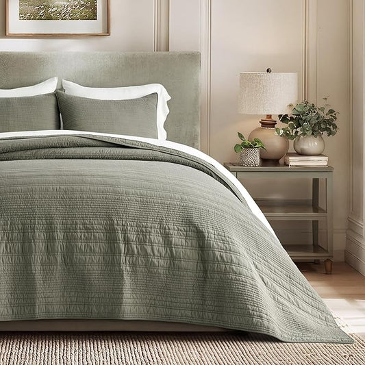 EVERGRACEHOME 100% Cotton Quilt Set Oversized Cal King, Olive Green | Pre-Washed Soft Cotton, Striped Coverlet Bedspread, 3 Piece Lightweight Bedding Set for All Season, with 2 Pillow Shams