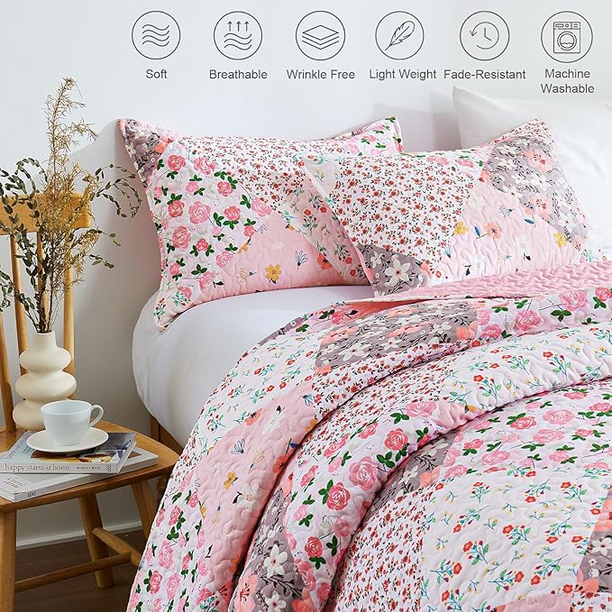 Whale Flotilla Patchwork Quilts Queen Size, Extra Soft Floral Bedspreads | Pink Reversible Lightweight Full Queen Quilt Bedding Set for Bed, Printed Coverlets with 2 Pillow Shams for All Seasons