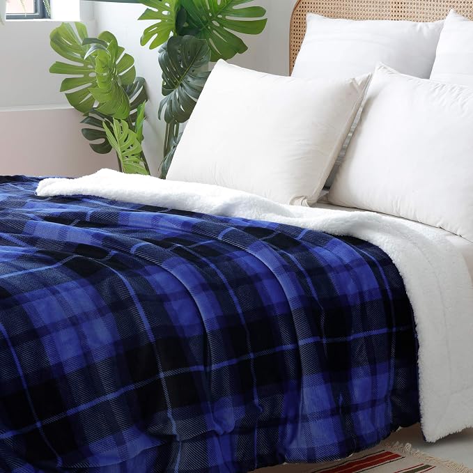 SOCHOW Sherpa Plaid Fleece Throw Blanket, 50 x 60 inches, Blue | Double-Sided Super Soft Luxurious Bedding Blanket