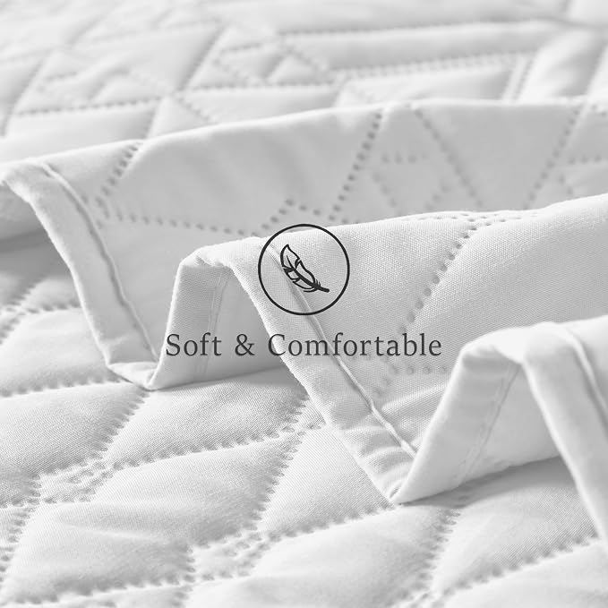 akkialla Full/Queen Size Quilt Bedding Set,White Lightweight Microfiber Soft Bedspread,Modern Style Geoetric Pattern Coverlet Set for All Seasons,3 Piece(1 Quilt,2 Pillow Shams) | Breathable material