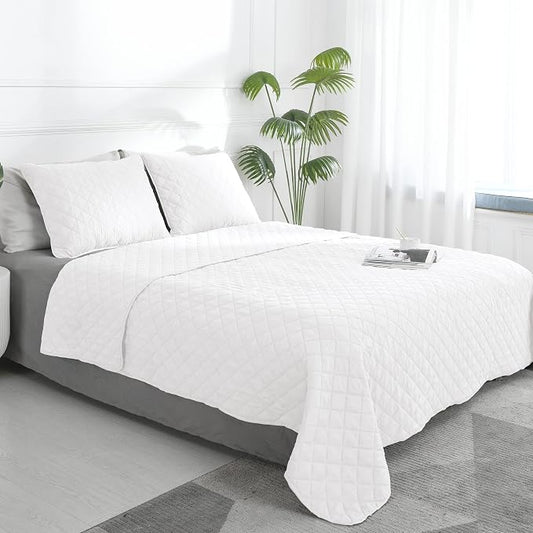 Easy-Going Reversible Quilt Set Queen Plus, Bedspread with 2 Shams | White/White, Machine Washable Lightweight Microfiber Bed Comforter, 1 Quilt + 2 Pillow Shams, All-Season Coverlets