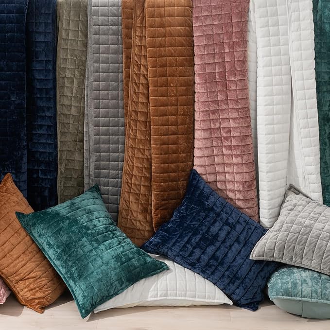 RECYCO Velvet Quilt Set, Oversized California King 118"x106", Bright White | Channel Box Stitch Velvet Comforter Set, Ultra Soft Lightweight Bedspread Coverlet, All Season Bedding Set, with 2 Shams