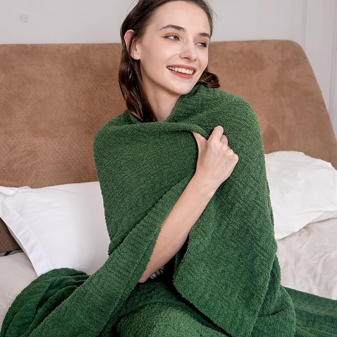 Green Ultra Soft Knit Throw Blanket for Couch,60"X80" Microfiber Fluffy Cozy Warm Knitted Blankets with Checked Pattern for Sofa Bed