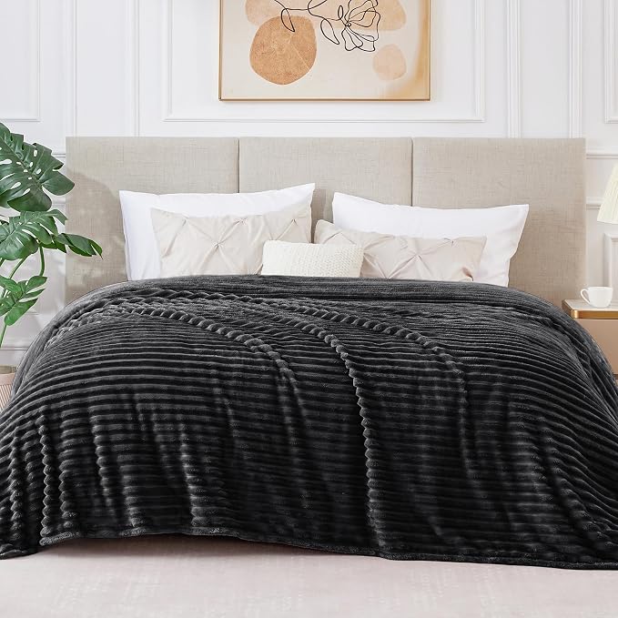 BEDELITE 3D Ribbed Jacquard Black King Size Blankets for Bed, 108x90 Inch | Soft Warm Decorative Fluffy Blanket, Cozy Fuzzy Lightweight Plush Fleece Throw Blankets for Bed, Room Decor, Gift for Women