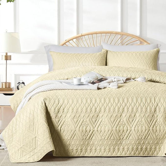 akkialla Full/Queen Size Quilt Bedding Set,Butter Yellow Lightweight Microfiber Soft Bedspread,Modern Style Geoetric Pattern Coverlet Set for All Seasons,3 Piece(1 Quilt,2 Pillow Shams)