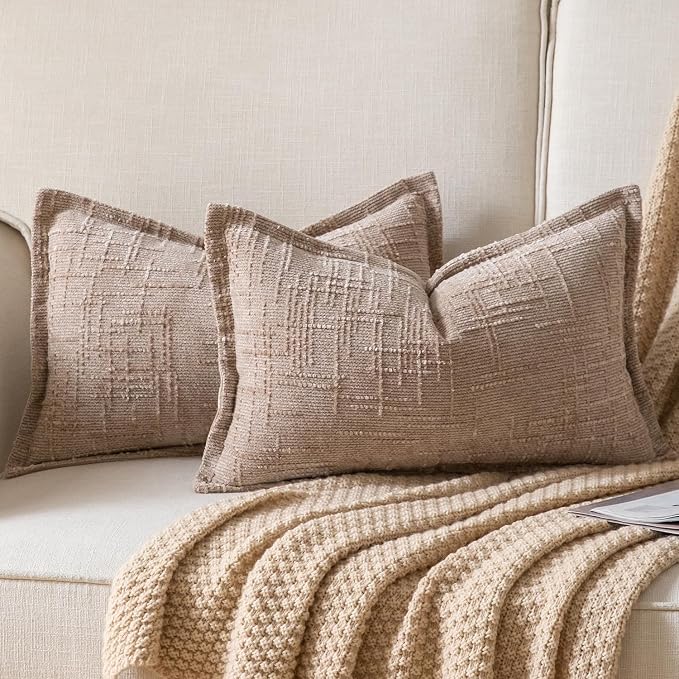 Yaertun Chenille Throw Pillow Covers 16x24 Inch Set of 2 Textured Broadside Soft Cozy Velvet Pillow Covers Modern Farmhouse Boho Decorative Pillow Cases for Couch Bed Sofa Livingroom Camel