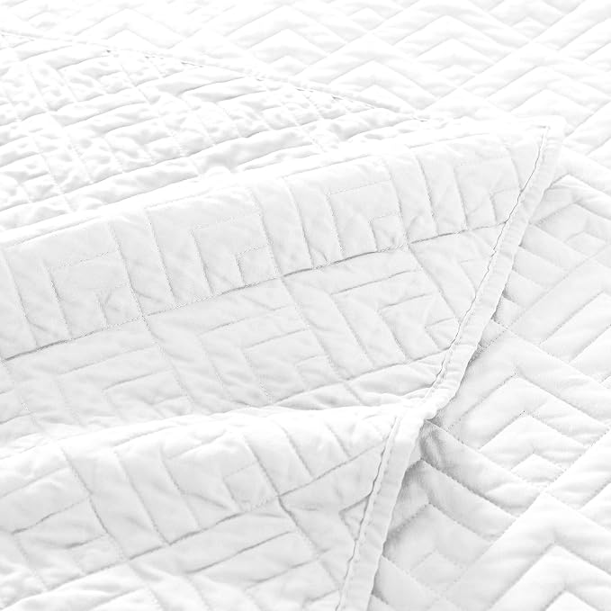 EXQ Home Quilt Set Queen Size Summer Squares Pattern White Bedspread | Bedding Set For All Season Use, Soft & Breathable Coverlet,3-Piece Set Includes 2 Shams, Machine Washable