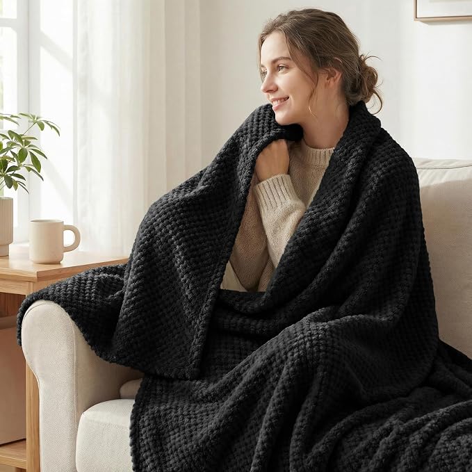 Exclusivo Mezcla Soft Waffle Fleece Bed Blanket Twin XL Size, Black | Lightweight Plush Blanket for Bed, Couch, Sofa, Cozy Fluffy Design for Bedroom, Guest Room, All Season, 90x66 Inches
