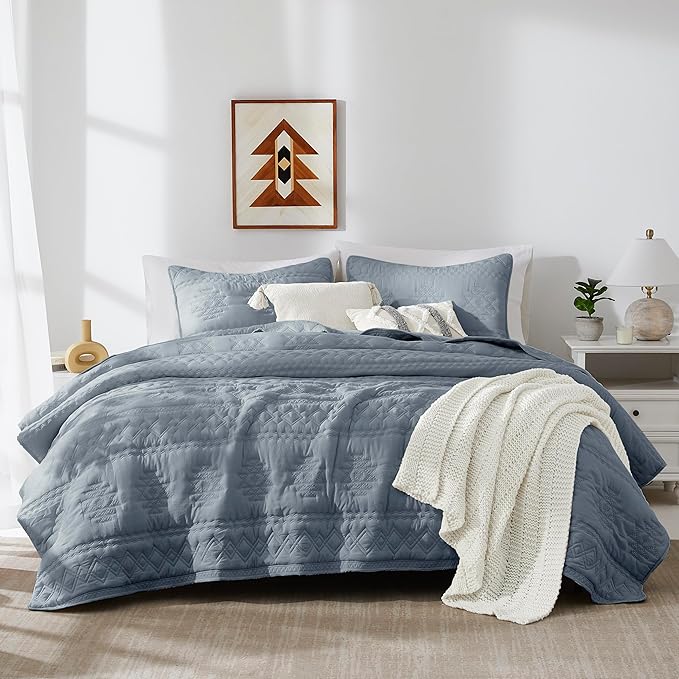 WDCOZY Boho Blue Grey Quilt King Size Bedding Sets with 2 Pillow Shams, Farmhouse Lightweight Soft Bedspread Coverlet for All Season, 3 Pieces, 104x90 inches