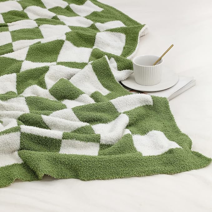 bearberry Soft Plush Throw Blanket for Couch, Cozy Warm & Lightweight | Knitted Fluffy Checkered Comfort Home Decor Gift for Women Mom Her, Sofa Chair Bed, 60x80in, Green