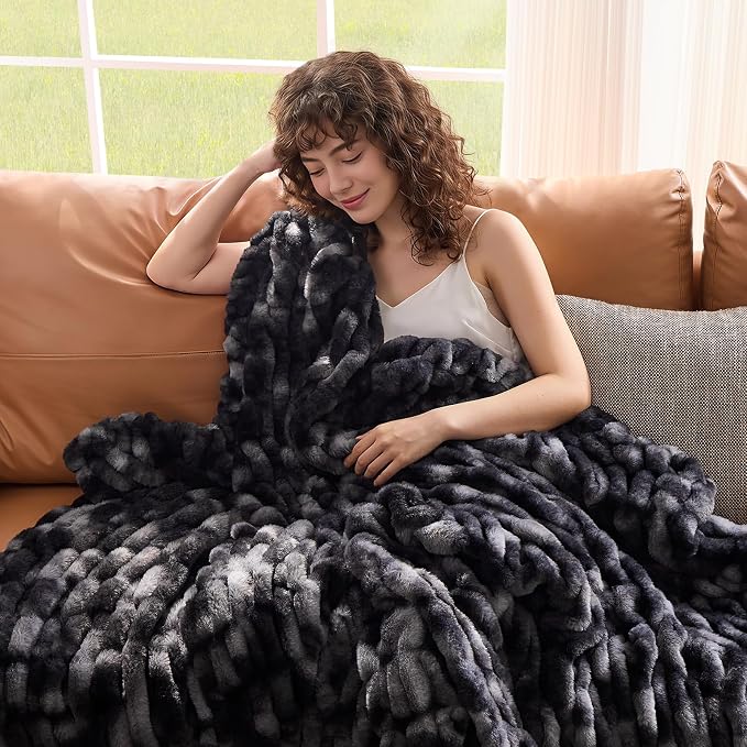 Lotus Karen Faux Fur Throw Blanket, 900 GSM Dual-Sided Soft Ruched Fluffy Blanket for Couch, Cozy Fuzzy Plush Throw Gifts for Women Man Bedroom Living Room (Tie-Dye Black, 50"x60")