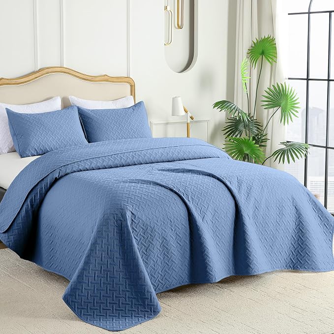 FLYMME Bluish Grey Full/Queen Quilt Bedspreads, Modern Style Geometric Weave Stripe Pattern,3 Pieces Lightweight Bedding Sets, Microfiber Quilted Comforter Coverlet for All Season (1 Quilt, 2 Shams)