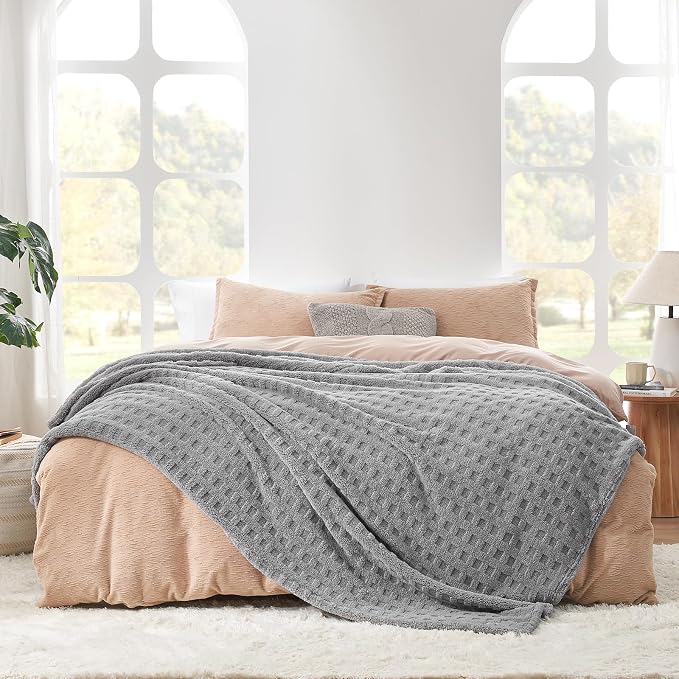 Cozy Bliss Ultrasoft Waffle Throw Blanket, Fluffy Cute Plush Blanket for Couch, Bed, Modern Home Accent, Portable for Picnic or Outdoor, Grey, 50"x60"