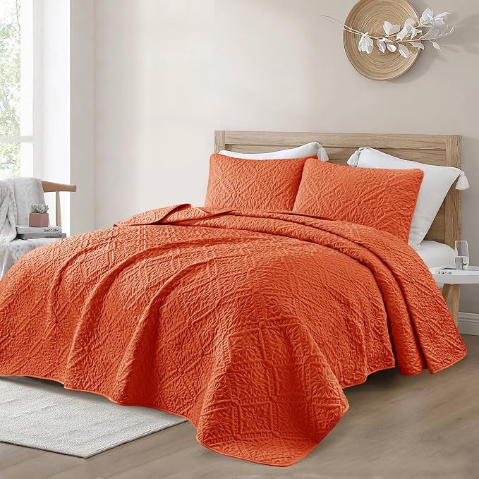 Exclusivo Mezcla King Quilt Set, Orange | Lightweight Soft Bedspreads Coverlets, All Season Bedding with 2 Pillow Shams, Modern Style for Bedroom Guest Room