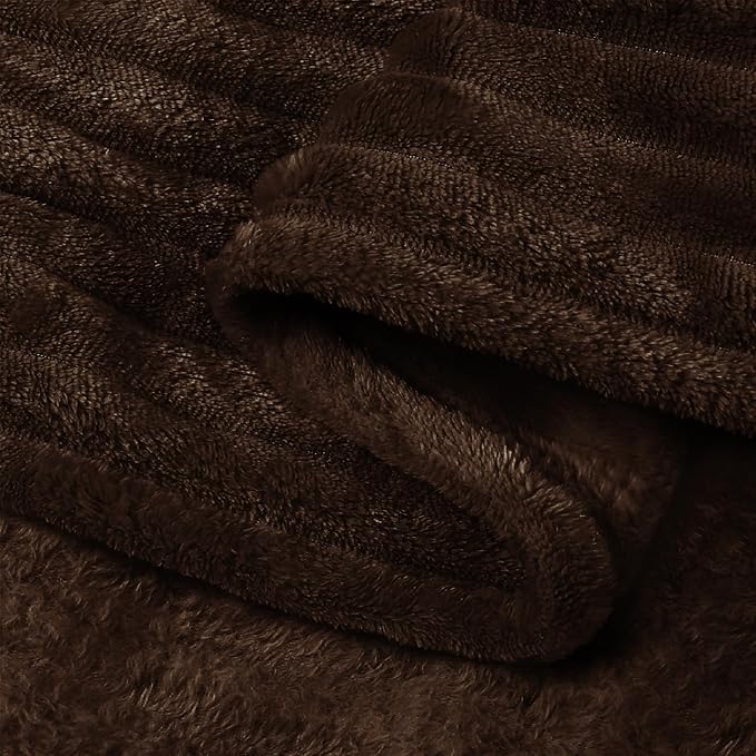 BEDELITE Ribbed Jacquard Dark Brown Fleece Twin Blanket for Bed, 60x80 Inch | Soft Warm Decorative Fluffy Blanket, Cozy Plush Lightweight Fuzzy Throw Blanket for Couch Sofa Room Decor, Gift for Women