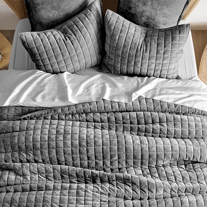 RECYCO Channel Box Stitch Velvet Quilt Set, King Size, Charcoal Gray | Ultra Soft Lightweight Velvet Comforter, Luxury Oversized Bedspread Coverlet, Quilted Bedding Set for All Season with 2 Shams