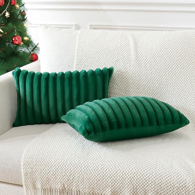 Soleebee Set of 2 Throw Pillow Covers Soft Cozy Velvet Pillowcase Faux Rabbit Fur Cover for Couch Sofa Bed Chair Home Decorative Pillows Cover (16x24 Inch, Christmas Green)