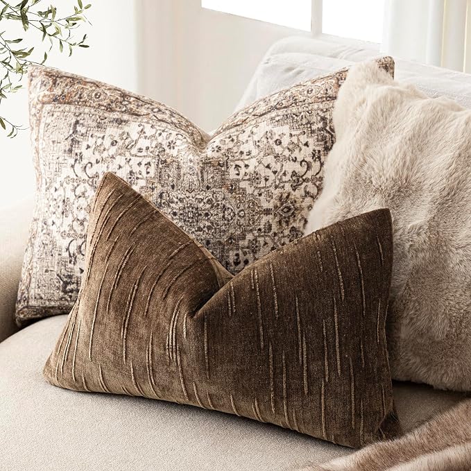 Foindtower Pack of 2 Slubby Textured Chenille Throw Decorative Pillow Covers Lumbar Accent Solid Cushion Cover Neutral Farmhouse Pillow Case for Couch Sofa Bedroom Living Room 12x20 Inch,Dark Brown