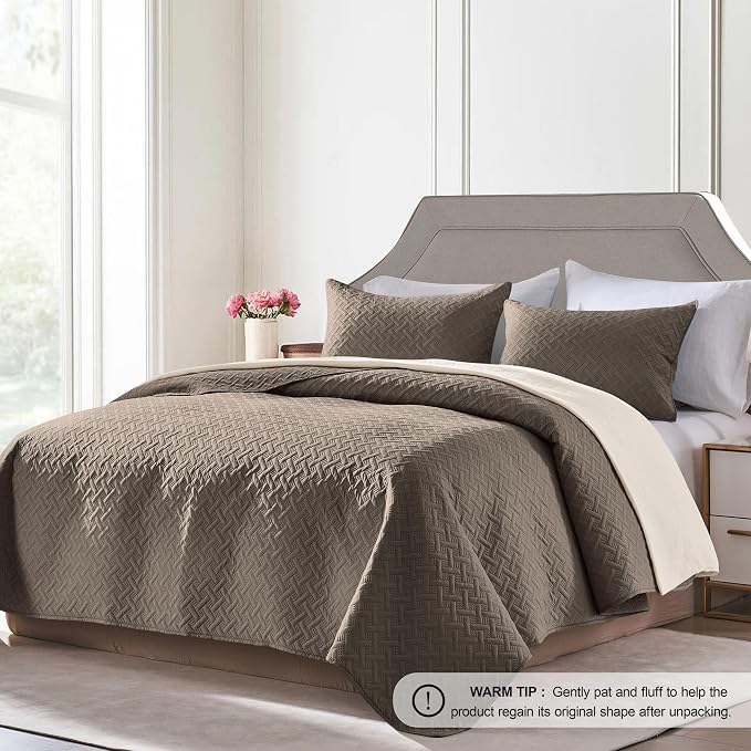 FLYMME Quilts King Size,Lightweight Mocha Brown Bedspreads,Basket Weave Pattern,Ultra Soft Microfiber Bed Coverlet 3 Pieces for All-Seasons (1 Quilt,2 Pillow Shams)