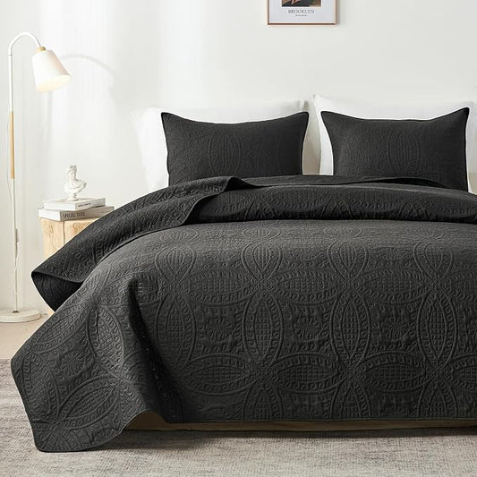akkialla 118"x106" Black California King Quilt Set, Oversized Floor-Length Bedspread, Modern Coin Pattern Microfiber Coverlet, 3-Piece All Season Bedding with 2 Pillow Shams