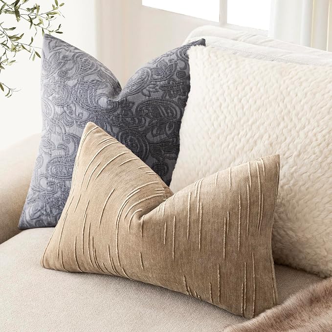 Foindtower Pack of 2 Slubby Textured Chenille Throw Decorative Pillow Covers Lumbar Accent Solid Cushion Cover Neutral Faemhouse Pillow Case for Couch Sofa Bedroom Living Room 12x20 Inch,Khaki Camel