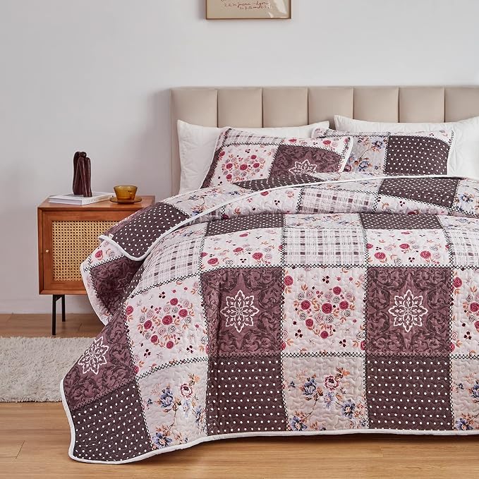 Patchwork Quilt Set Twin Size, 2 Pieces Brown White Floral Plaid Design Summer Bedspread Coverlet Set, Soft Microfiber Reversible Lightweight Bed Cover for Kids (68" x 86", 1 Quilt+ 1 Pillow Sham)