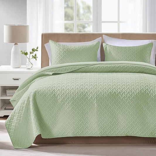 FLYMME Twin Quilt Set, Lightweight Sage Green Bedspreads, Basket Weave Pattern,Ultra Soft Microfiber Bedspread Bed Coverlet 2 Pieces for All-Seasons (1 Quilt, 1 Shams)