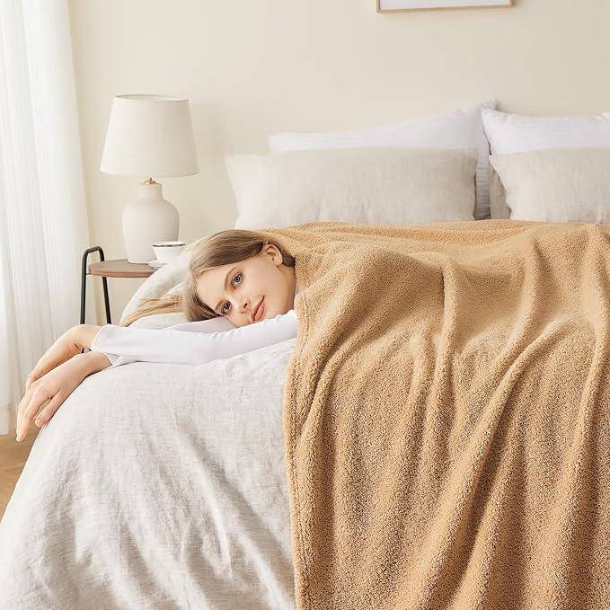 NEWCOSPLAY Knitted Throw Blanket for Couch Sofa Bed, Khaki, 50"x60" | Super Soft Plush, Fuzzy Fluffy Microfiber, Lightweight Cozy Blanket for Room Decor, All Season Use