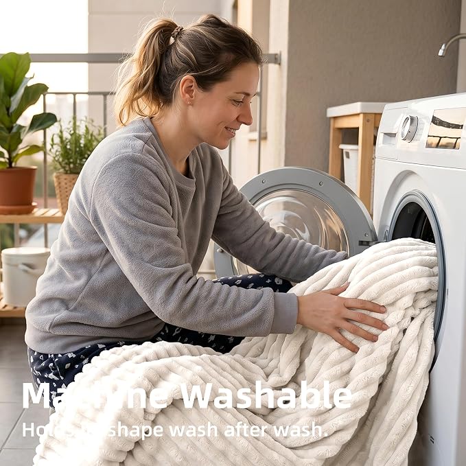 White Fleece Throw Blanket Queen Size Soft Flannel Lightweight