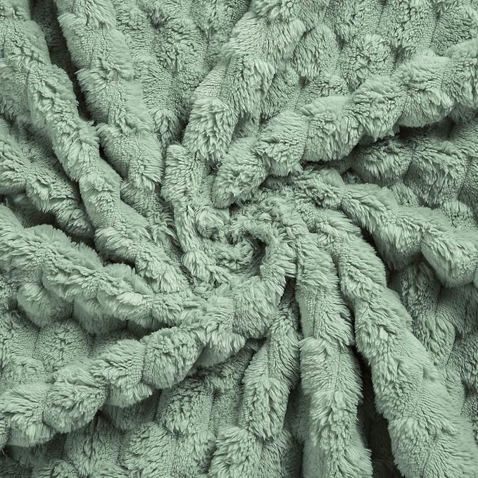 Excervent Hexagon Jacquard Throw Blanket for Kids, 40x50 Inches, Sage Green | Decorative Fuzzy Flannel Fleece Throw Blanket for Sofa, Super Soft Cozy Gifts for Kids & Pets, Suitable for All Seasons