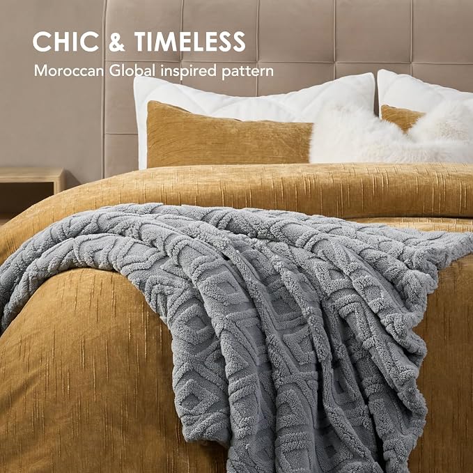 EverGrace Jacquard Reversible Sherpa Throw Blanket, 60" x 80", Grey | Jacquard Sherpa Throw Blanket, Super Soft, Cozy Plush Blanket, Reversible Thick Warm Throw for Bed, Sofa, Living Room