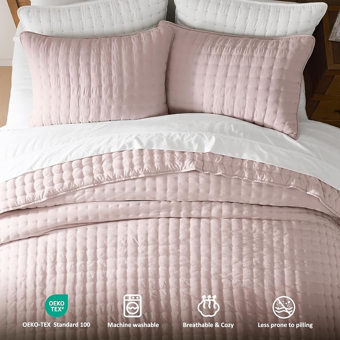 WDCOZY Pink King Size Quilt Bedding Sets with Pillow Shams, Lightweight Soft Bedspread Coverlet, Quilted Blanket Thin Comforter Bed Cover, All Season Summer Spring, 3 Pieces, 104x90 inches