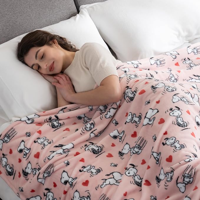 Berkshire Blanket Peanuts® VelvetLoft® Cute Character Snoopy Plush Blanket,Poses and Hearts Blush,Full/Queen 90 in x 90 in (Official Peanuts® Product)