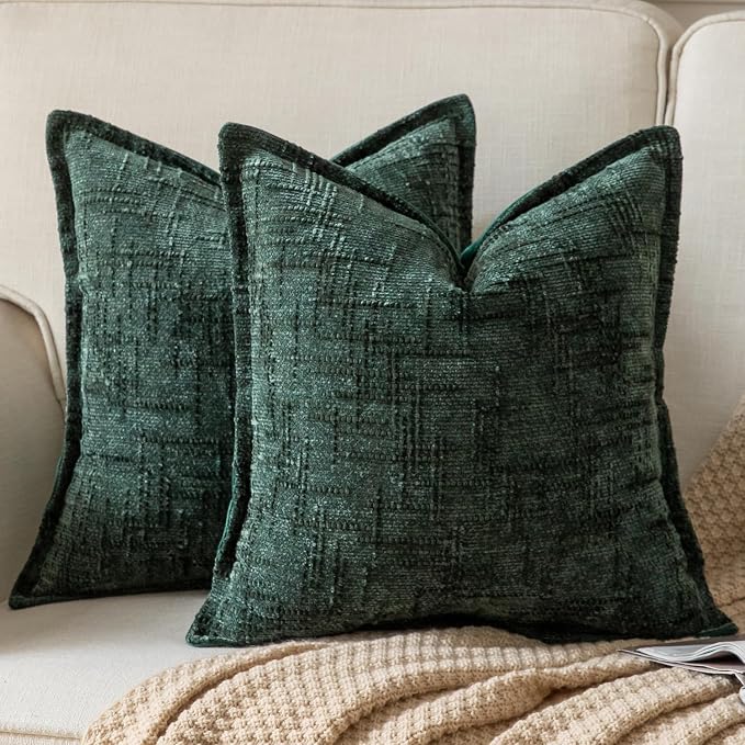 Yaertun Chenille Throw Pillow Covers 18x18 Inch Set of 2 Textured Broadside Soft Cozy Velvet Pillow Covers Modern Farmhouse Boho Decorative Pillow Cases for Couch Bed Sofa Livingroom Dark Green