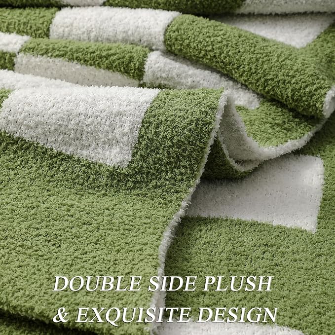 bearberry Soft Plush Throw Blanket for Couch, Cozy Warm & Lightweight | Knitted Fluffy Checkered Comfort Home Decor Gift for Women Mom Her, Sofa Chair Bed, 50x60in, Green