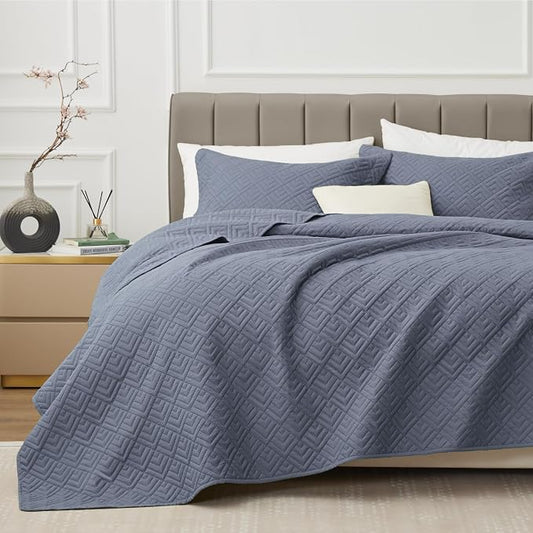 EXQ Home Twin Quilt Set Lightweight Squares Pattern Bluish Grey Bedding Set | Soft Microfiber Bedspread, Breathable & Wrinkle-resistant Coverlet. All-season Use for Hot Sleepers. 2-pc Set with 1 Sham