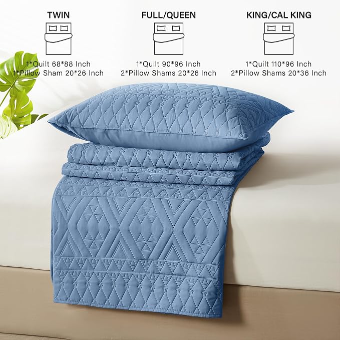 Akkialla King/Cal King Quilt Set, Boho Style in a Solid Color, Bluish Grey Lightweight Microfiber Bedspread, Soft and Breathable Coverlet for All Seasons, 3-Piece Bedding Set (1 Quilt, 2 Pillow Shams)