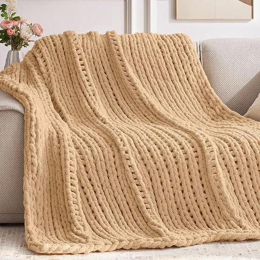 Negwoo Chunky Knit Throw Blanket, Knitted Throw Chenille Yarn, 60"*80" | Soft Thick Cable Knitted Blankets, Handmade Big Thick Blanket, Machine Washable Cute Comfy Blanket for Home Decor, Beige