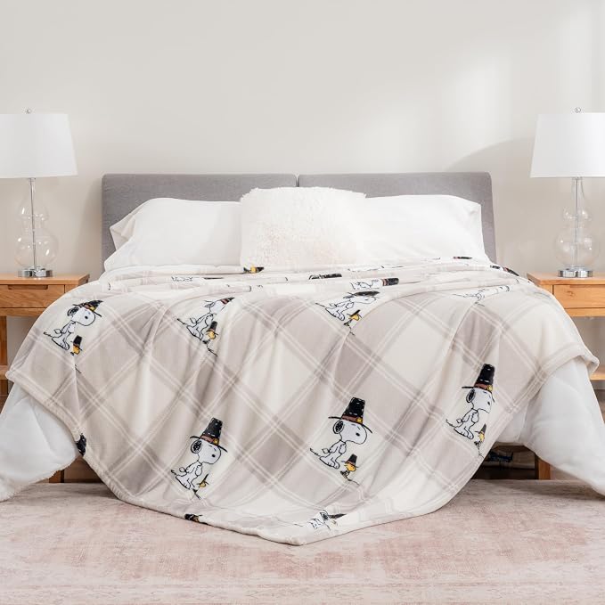 Berkshire Blanket Peanuts® VelvetLoft® Cute Character Snoopy Plush Blanket,Lakeside Plaid Harvest Snoopy and Woodstock Grey,Full/Queen 90 in x 90 in (Official Peanuts® Product)