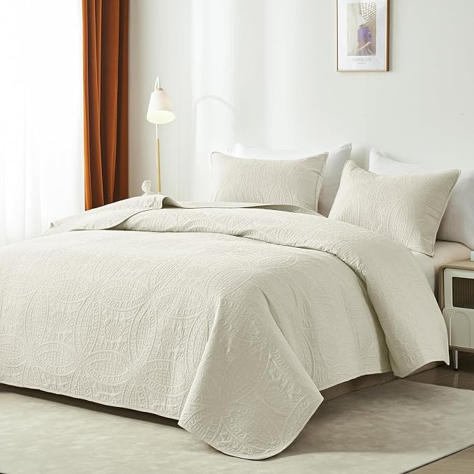 akkialla King/Cal King Quilt Set,Cream Lightweight Bedspread with Coin Pattern, Soft Microfiber Coverlet for All Seasons, Breathable and Skin-Friendly Fabric (1 Quilt, 2 Pillow Shams)