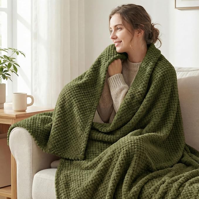 Exclusivo Mezcla Large Waffle Fleece Throw Blanket for Couch, Olive | Lightweight Soft Blanket for Sofa, Bed, Living Room, Plush Fluffy Throw for Home Decor, Travel, All Season, 50x70 Inches