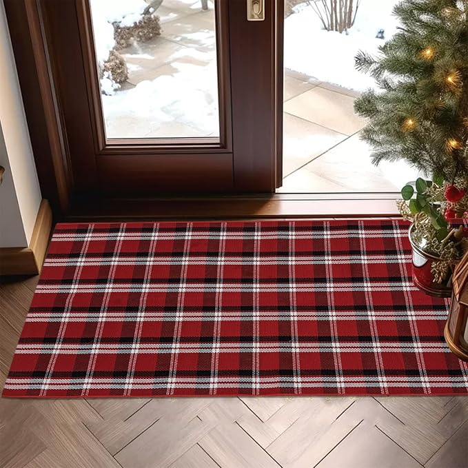 USTIDE Buffalo Plaid Rug Red & White Check Indoor/Outdoor Area Rug 2'x4.3' Christmas Layering Doormat for Hello/Welcome Hand Woven Cotton Rug for Front Door Porch Kitchen/Laundry Room
