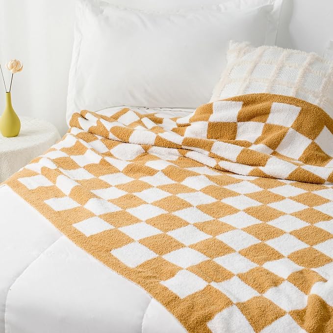 Carriediosa Checkered Throw Blanket 50x60, 400GSM Ultra Soft Microfiber | Tan Brown, Fuzzy Fluffy Cozy Plush Knit Knitted Plaid Checker, Lightweight Cute Preppy Fall Blankets & Throws for Couch, Bed