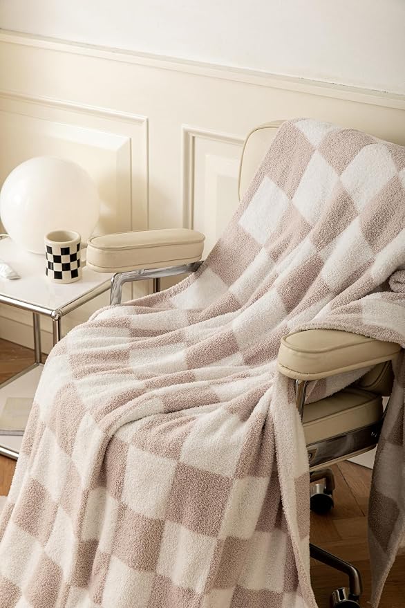 Ultra Soft Cozy Buffalo Checkerboard Grid Fluffy Microfiber Queen Size 90"X90" Bed Blanket Duvet Cover Checkered Knitted Blanket Lightweight Fleece for Sofa Couch Bed Travel Cream