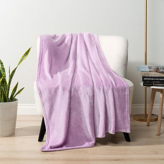 PAVILIA Light Purple Fleece Throw Blanket for Couch, Lavender Lilac Soft Fuzzy Flannel Throw for Sofa, Luxury Plush Microfiber Bed Blanket, Cozy Home Decorative Velvet Gift Blanket, 50x60
