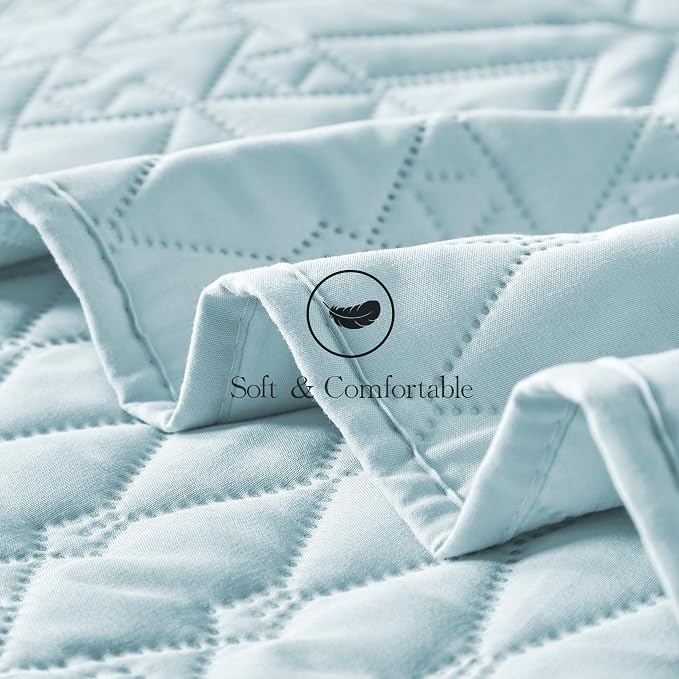 akkialla King/Cal King Size Quilt Bedding Set,Sky Blue Lightweight Microfiber Soft Bedspread,Modern Style Geometric Pattern Coverlet Set for All Seasons,3 Piece(1 Quilt,2 Pillow Shams)