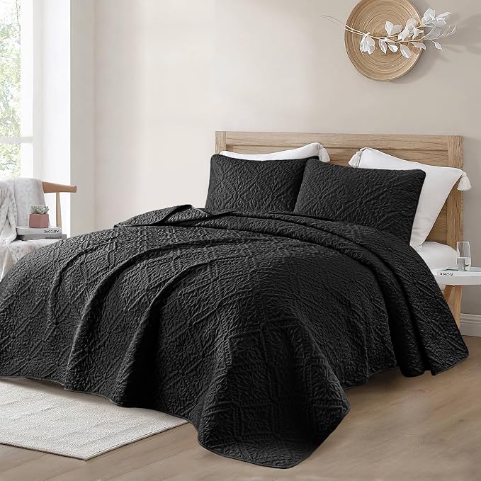 Exclusivo Mezcla Full Queen Quilt Set, Black | Lightweight Soft Bedspreads Coverlets, All Season Bedding with 2 Pillow Shams, Modern Style for Bedroom Guest Room