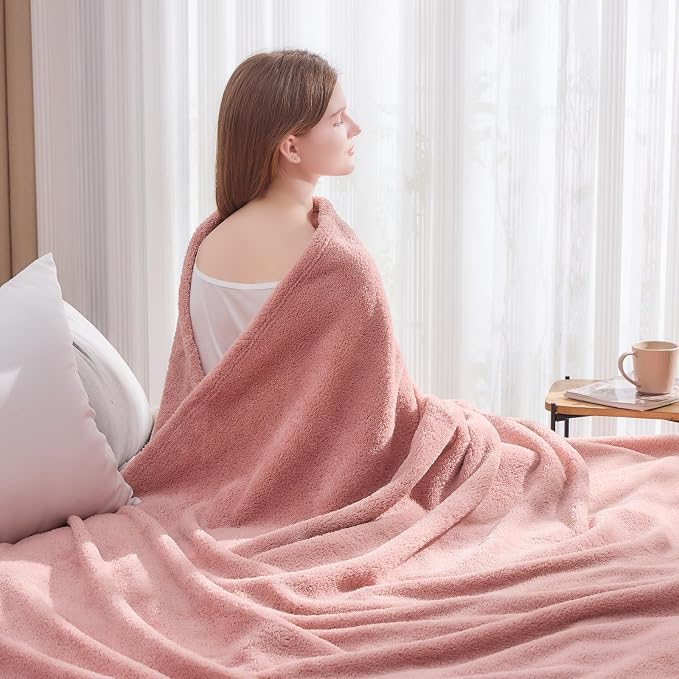 NEWCOSPLAY Knitted Throw Blanket for Couch Sofa Bed, Pink, 90"x110" | Super Soft Plush, Fuzzy Fluffy Microfiber, Lightweight Cozy Blanket for Room Decor, All Season Use