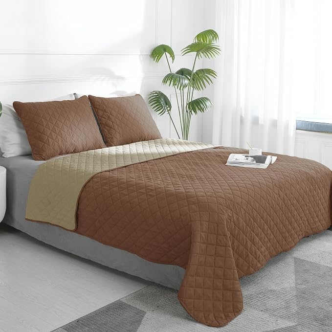 Easy-Going Reversible Quilt Set Full/Queen, Bedspread with 2 Shams | Brown/Beige, Lightweight Bed Comforter, 1 Quilt + 2 Pillow Shams, All-Season Coverlets for Bedroom